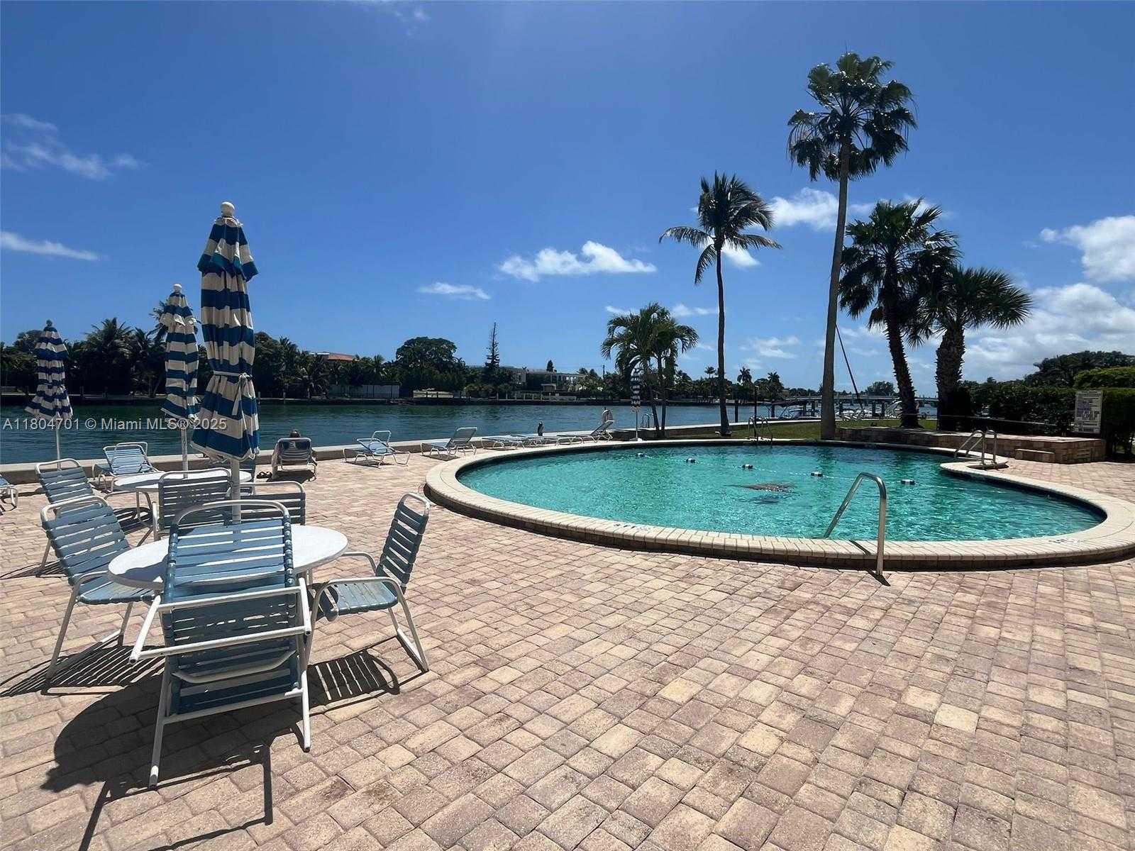Small Image of 9101 EAST BAY HARBOR DR #1002, Bay Harbor Islands Number 24