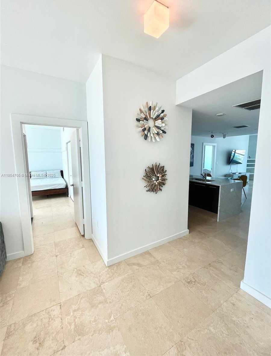 Small Image of 900 BISCAYNE BLVD #5309, Miami Number 14