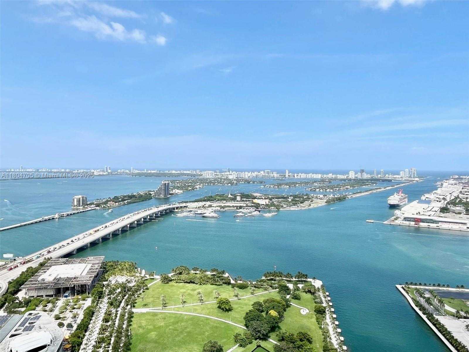 Small Image of 900 BISCAYNE BLVD #5309, Miami Number 2