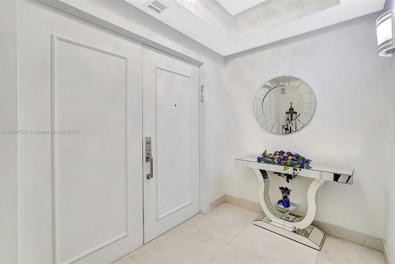 Small Image of 21200 POINT PL #403, Aventura Number 21
