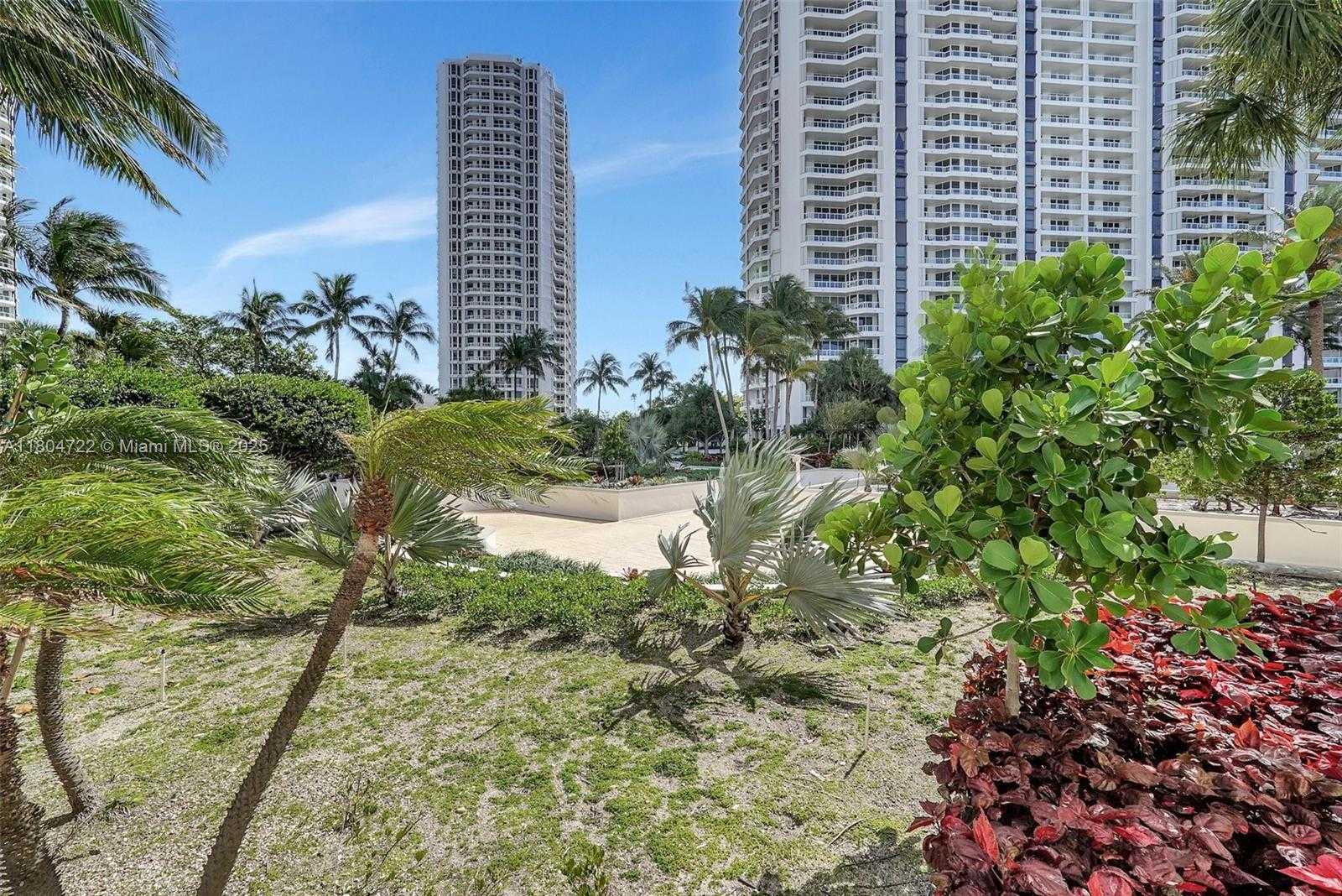 Small Image of 21200 POINT PL #403, Aventura Number 59