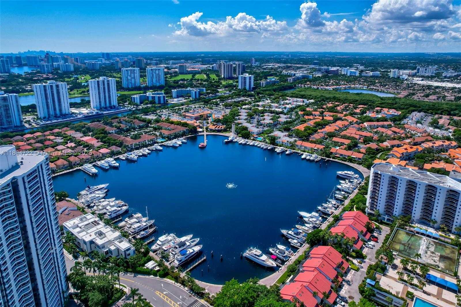 Small Image of 21200 POINT PL #403, Aventura Number 69