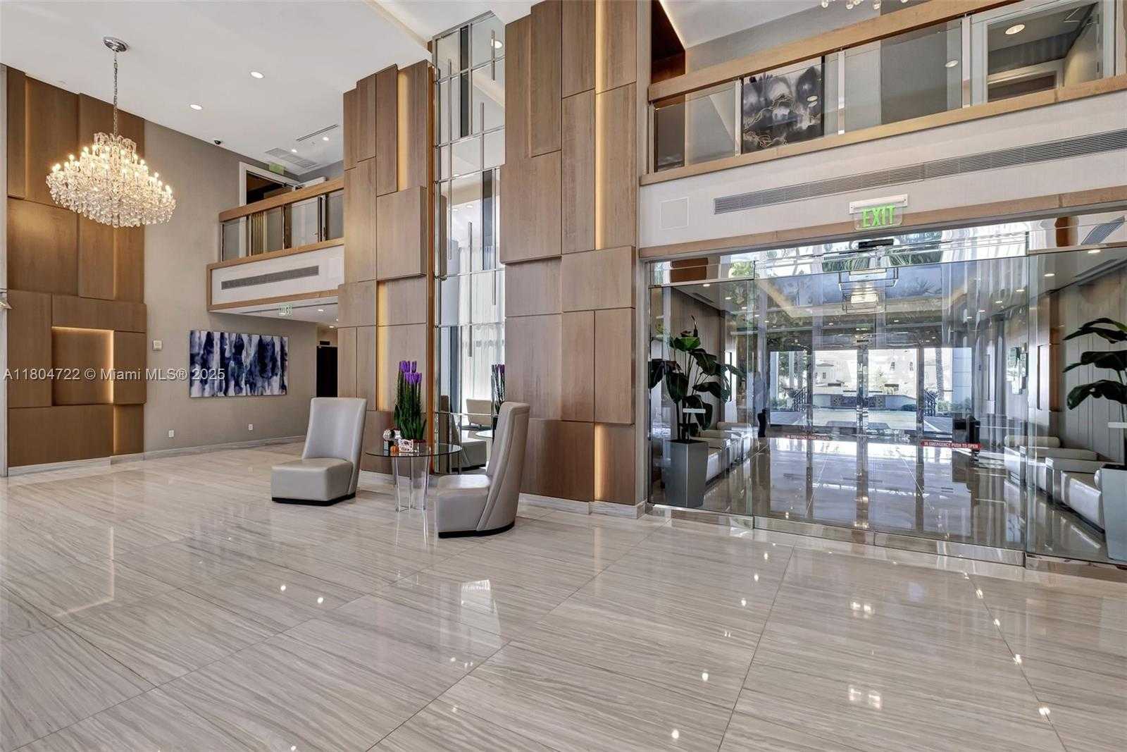 Small Image of 21200 POINT PL #403, Aventura Number 74