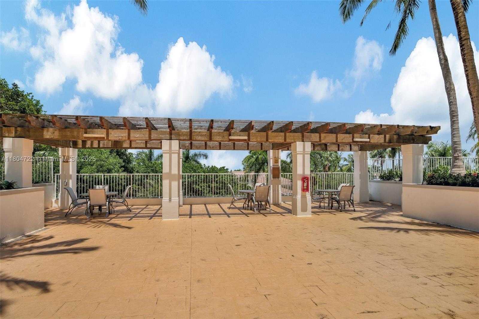 Small Image of 21200 POINT PL #403, Aventura Number 84