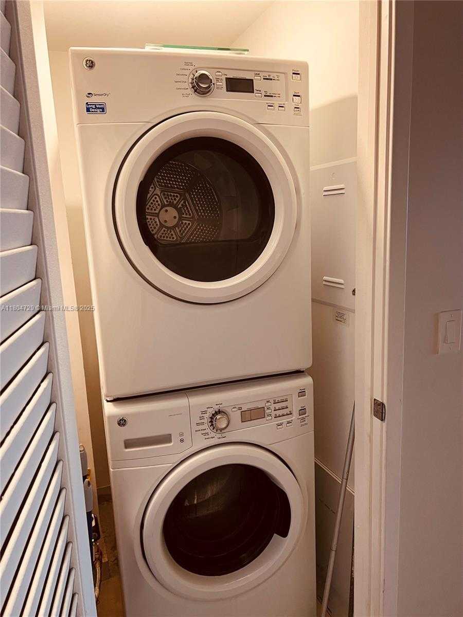 Imagen de Pequeño Objeto
