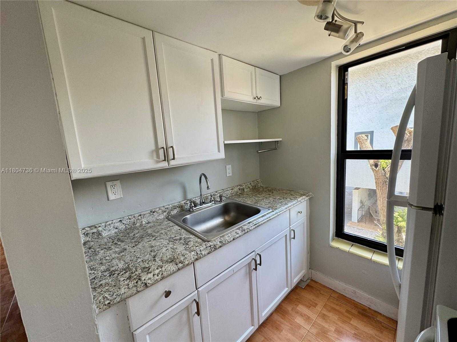 Small Image of 4271 NORTH WEST 11TH ST #10, Miami Number 12