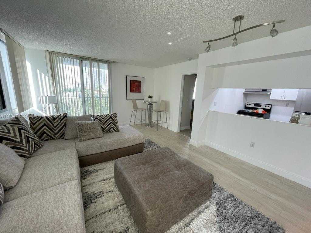Small Image of 800 NORTH MIAMI AVE #E-509, Miami Number 11