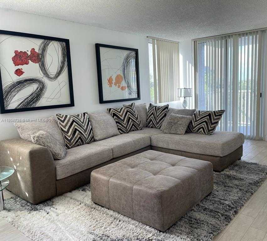 Small Image of 800 NORTH MIAMI AVE #E-509, Miami Number 17