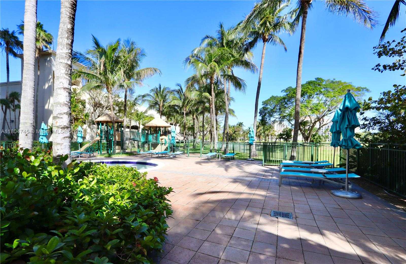 Small Image of 19501 WEST COUNTRY CLUB DR #1606, Aventura Number 2