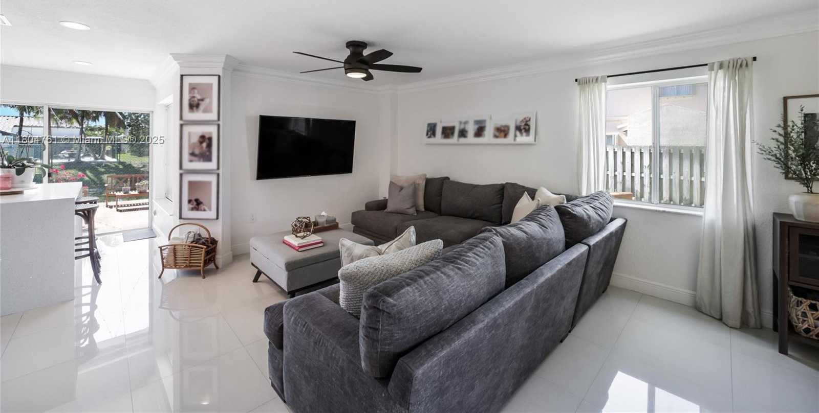 Small Image of 16340 SOUTH WEST 75TH STREET, Miami Number 13