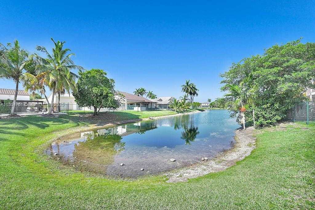 Small Image of 16340 SOUTH WEST 75TH STREET, Miami Number 21