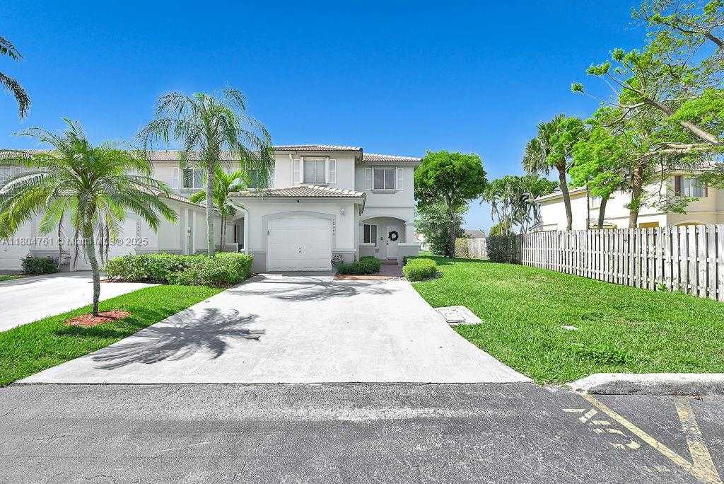 Small Image of 16340 SOUTH WEST 75TH STREET, Miami Number 4