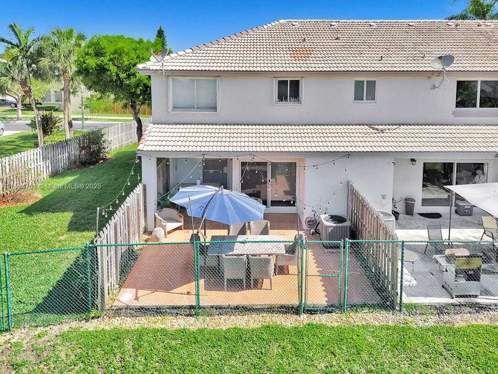 Small Image of 16340 SOUTH WEST 75TH STREET, Miami Number 40