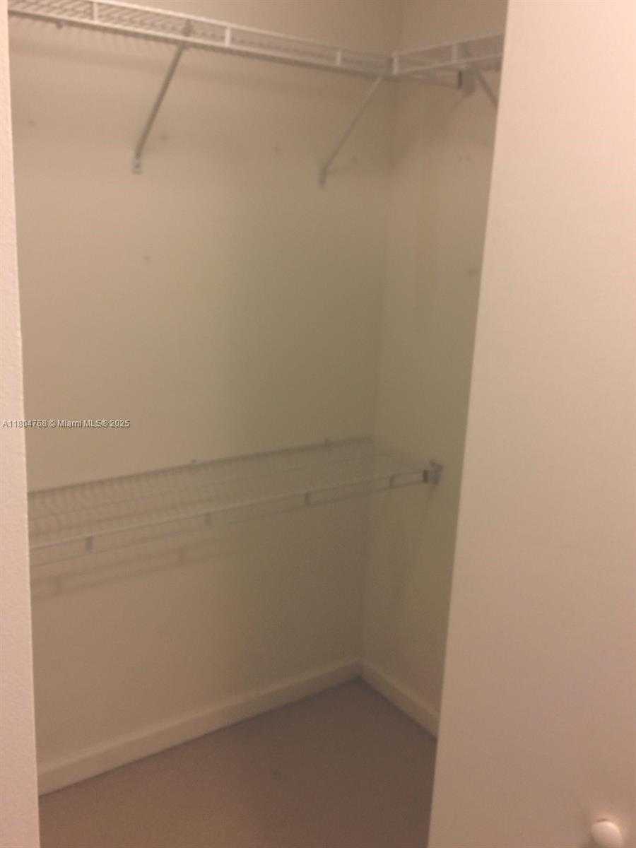 Small Image of 18800 NORTH EAST 29 AVE #808, Aventura Number 13