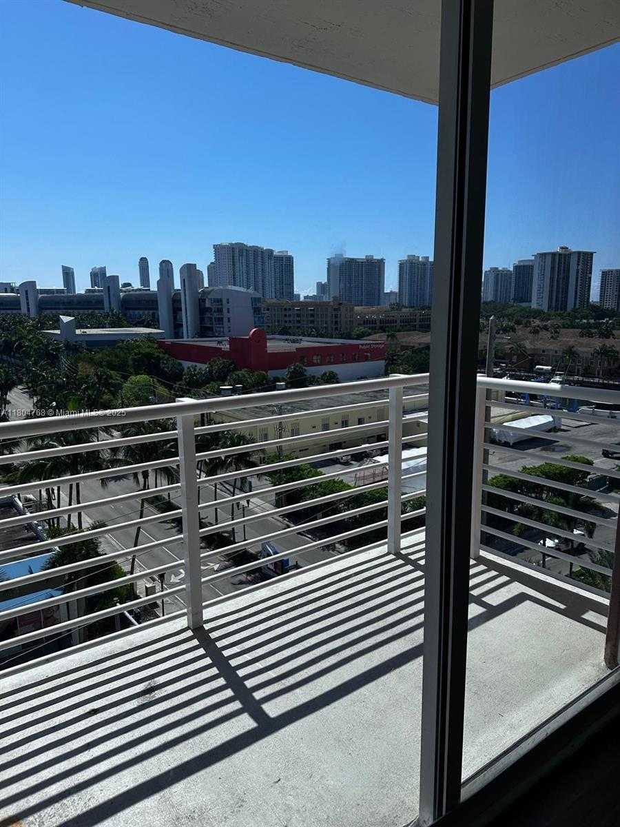 Small Image of 18800 NORTH EAST 29 AVE #808, Aventura Number 9