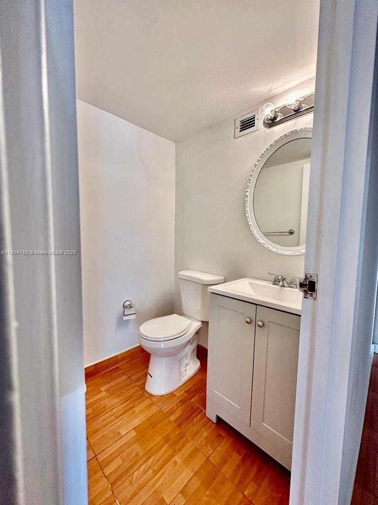 Small Image of 701 THREE ISLANDS BLVD #203, Hallandale Beach Number 12