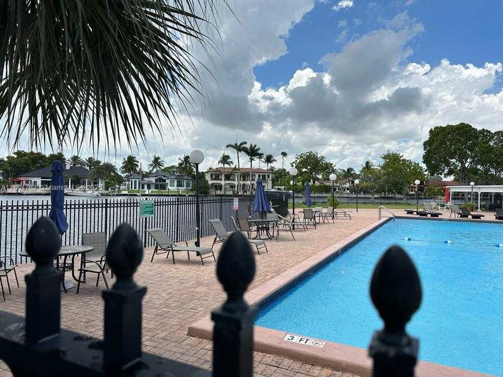 Small Image of 701 THREE ISLANDS BLVD #203, Hallandale Beach Number 18