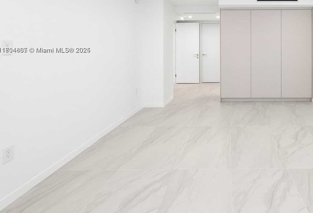Small Image of 9801 COLLINS AVE #14V, Bal Harbour Number 10