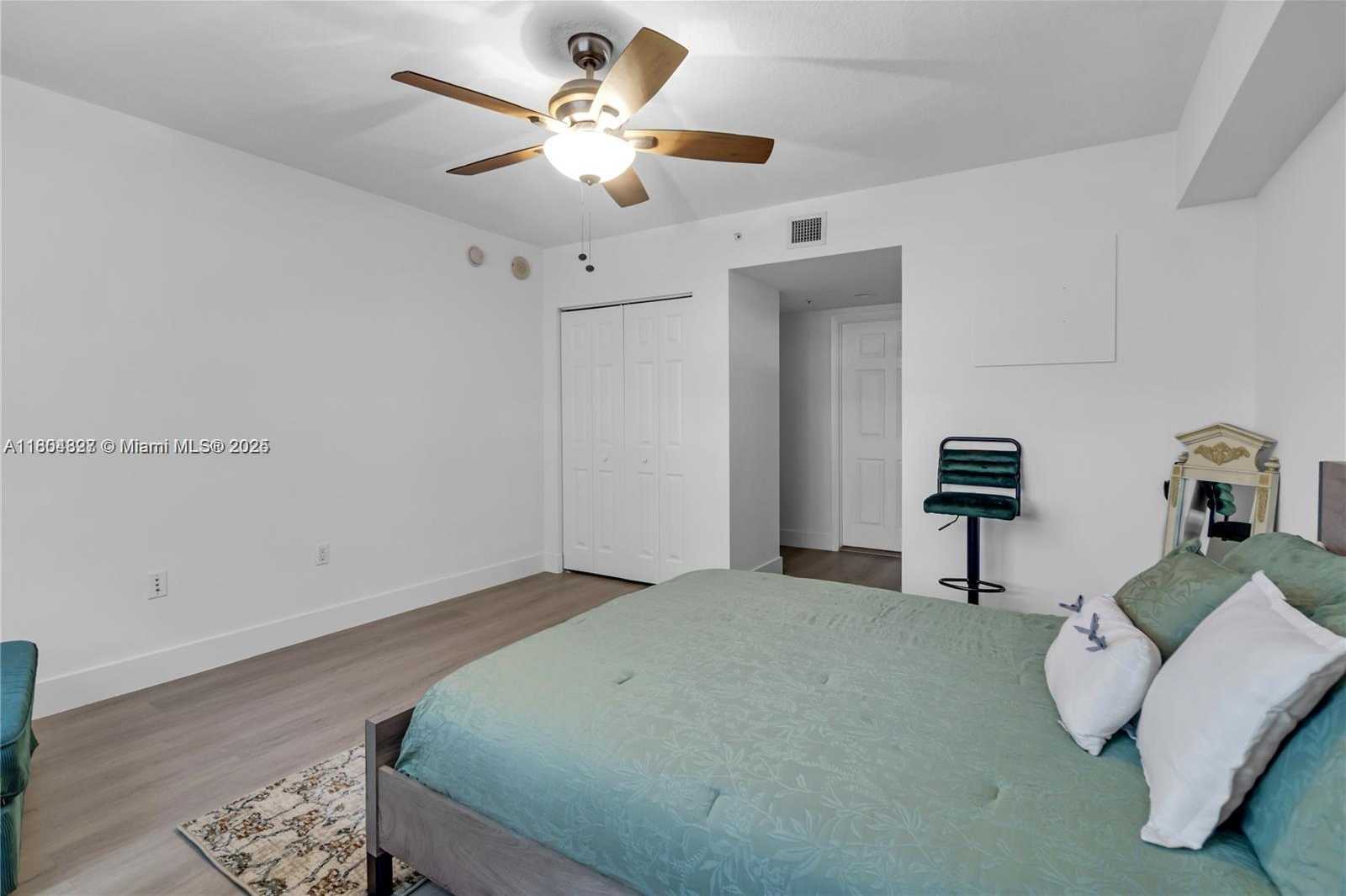 Small Image of 3232 SOUTH WEST 22ND TER #804, Miami Number 21