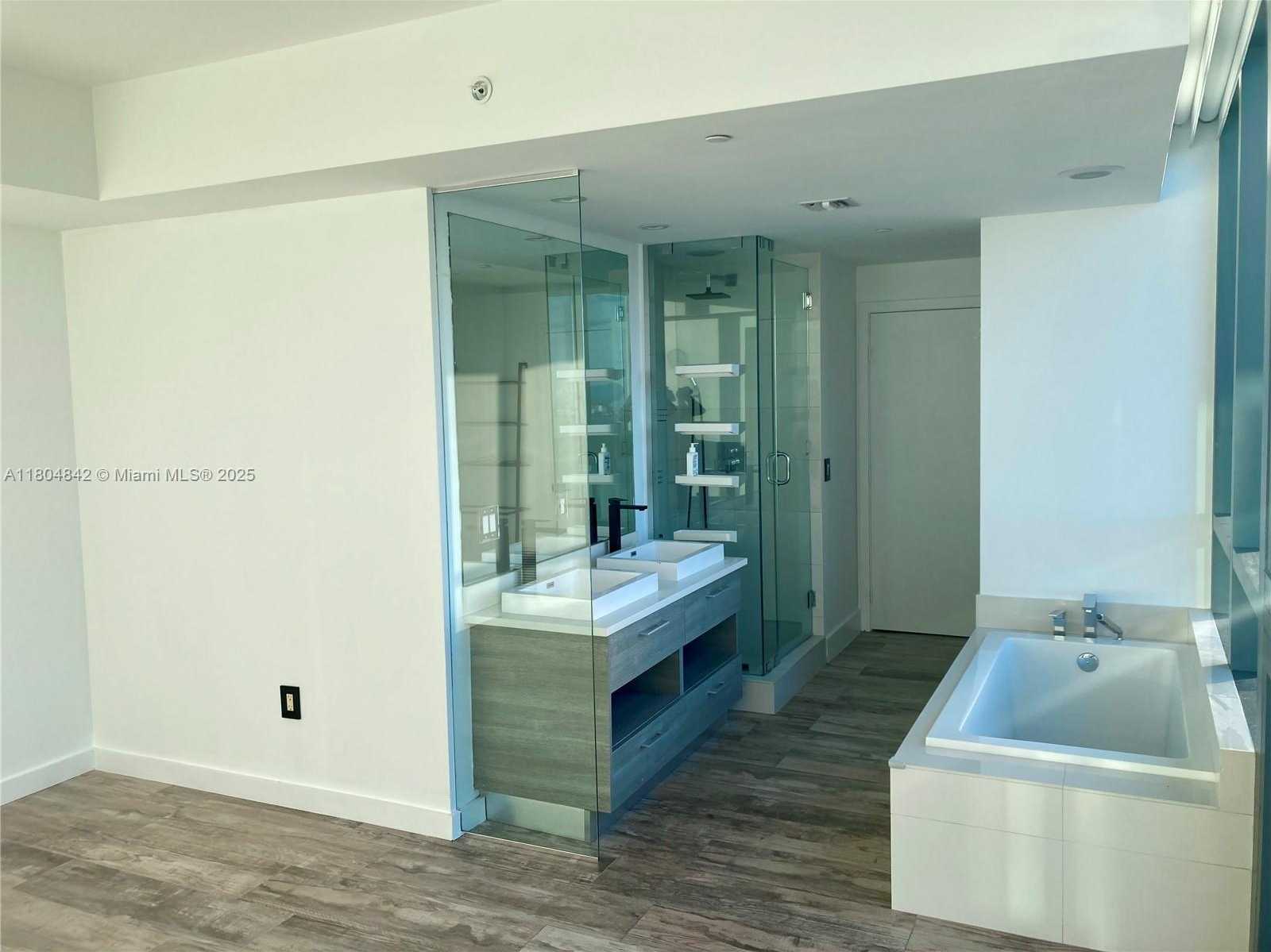 Small Image of 650 NORTH EAST 32ND ST #4408, Miami Number 12