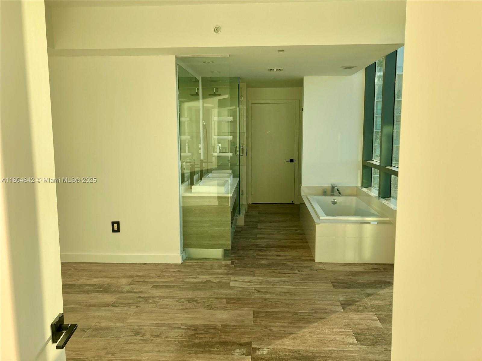 Small Image of 650 NORTH EAST 32ND ST #4408, Miami Number 6
