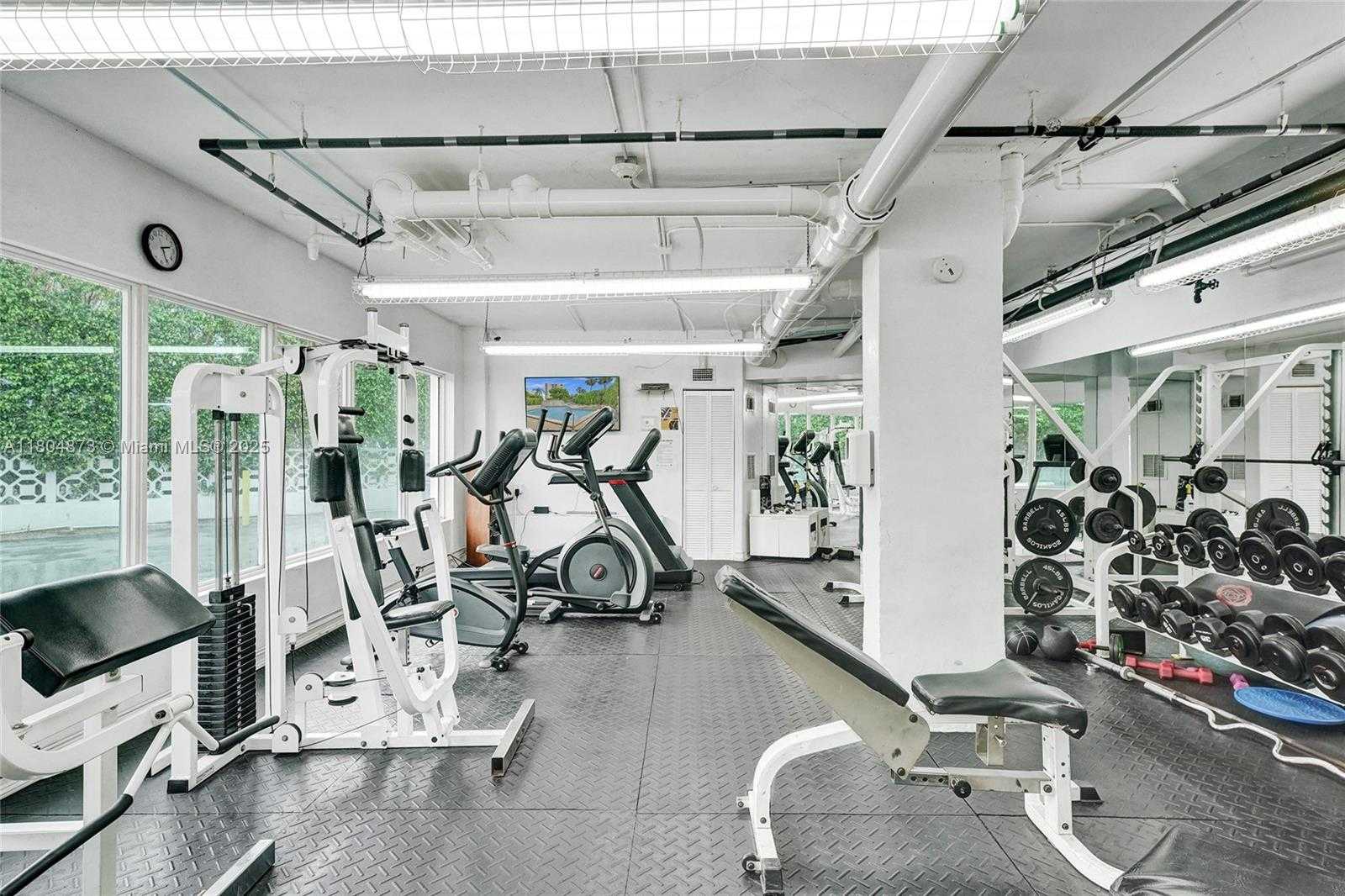 Small Image of 1881 WASHINGTON AVE #4E, Miami Beach Number 22