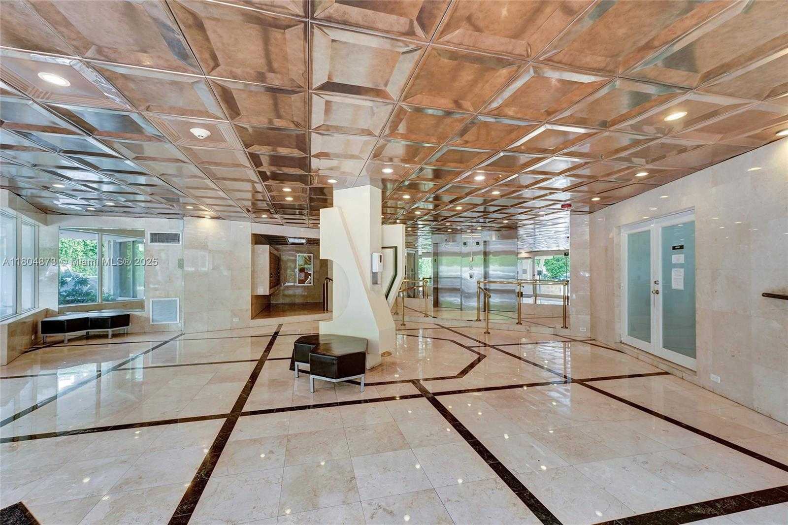 Small Image of 1881 WASHINGTON AVE #4E, Miami Beach Number 24