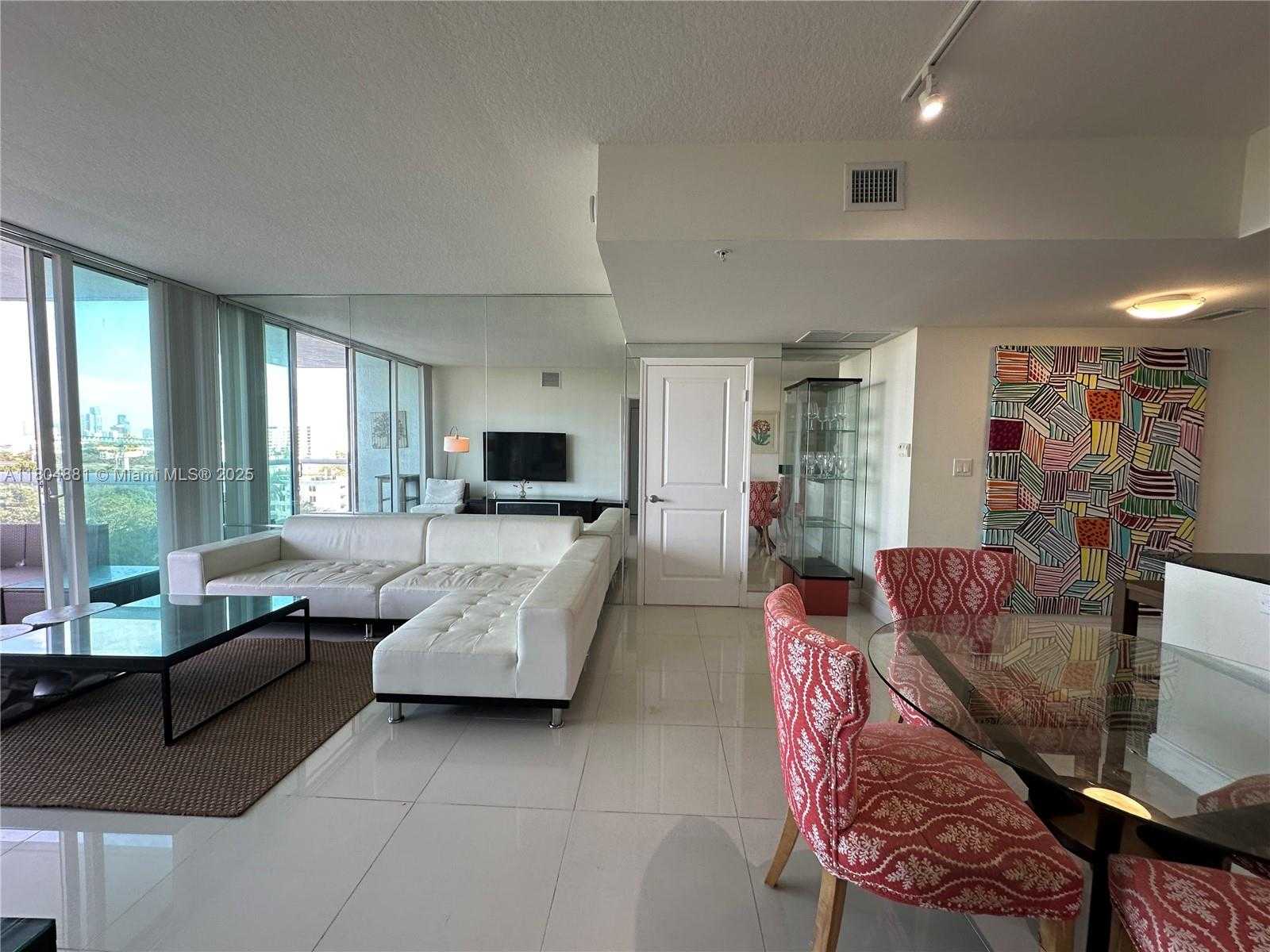 Small Image of 1861 NORTH WEST S RIVER DR #1007, Miami Number 17
