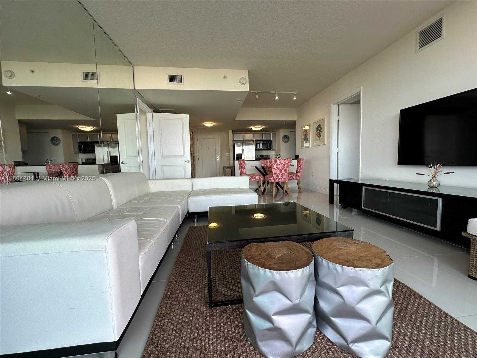Small Image of 1861 NORTH WEST S RIVER DR #1007, Miami Number 22