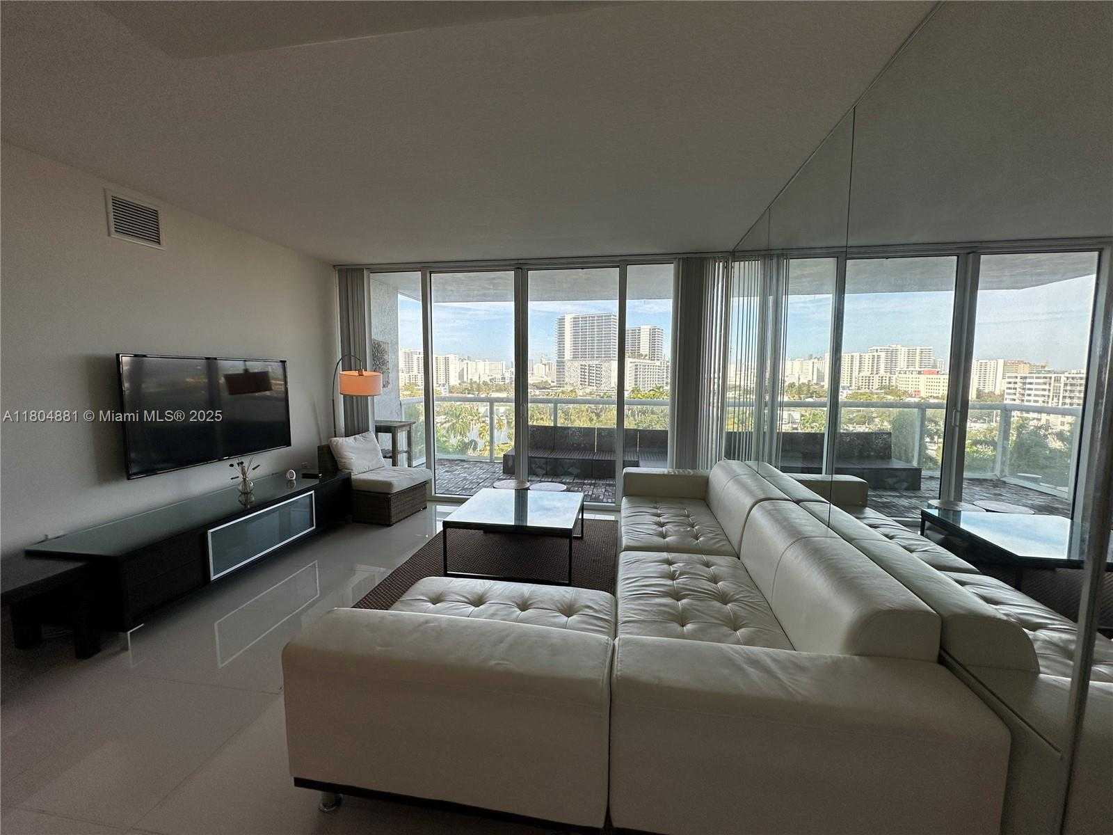 Small Image of 1861 NORTH WEST S RIVER DR #1007, Miami Number 8