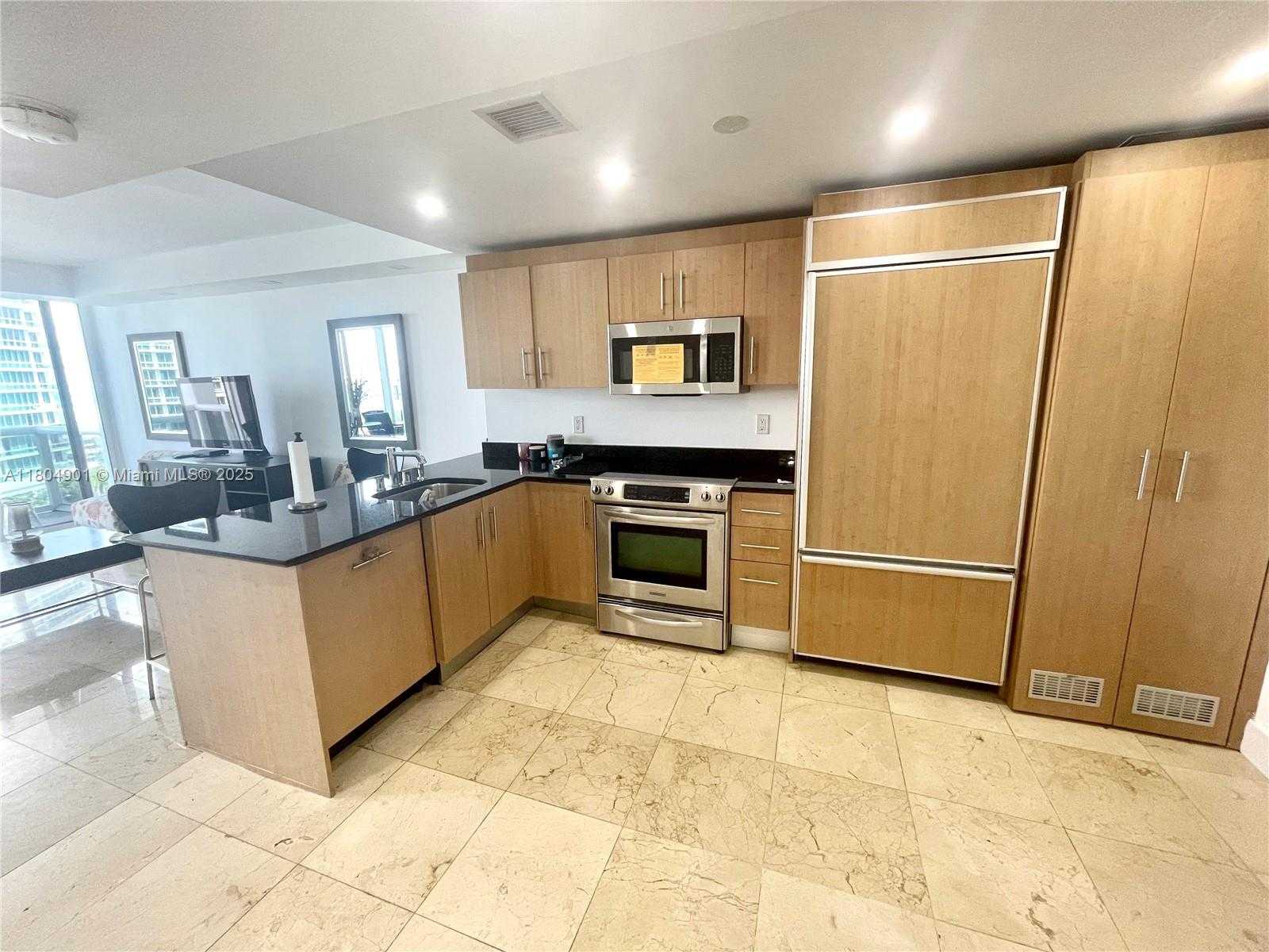 Small Image of 10275 COLLINS AVE #805, Bal Harbour Number 4