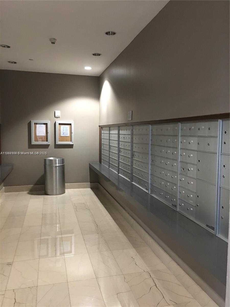 Small Image of 79 SOUTH WEST 12TH ST #2701-S, Miami Number 7