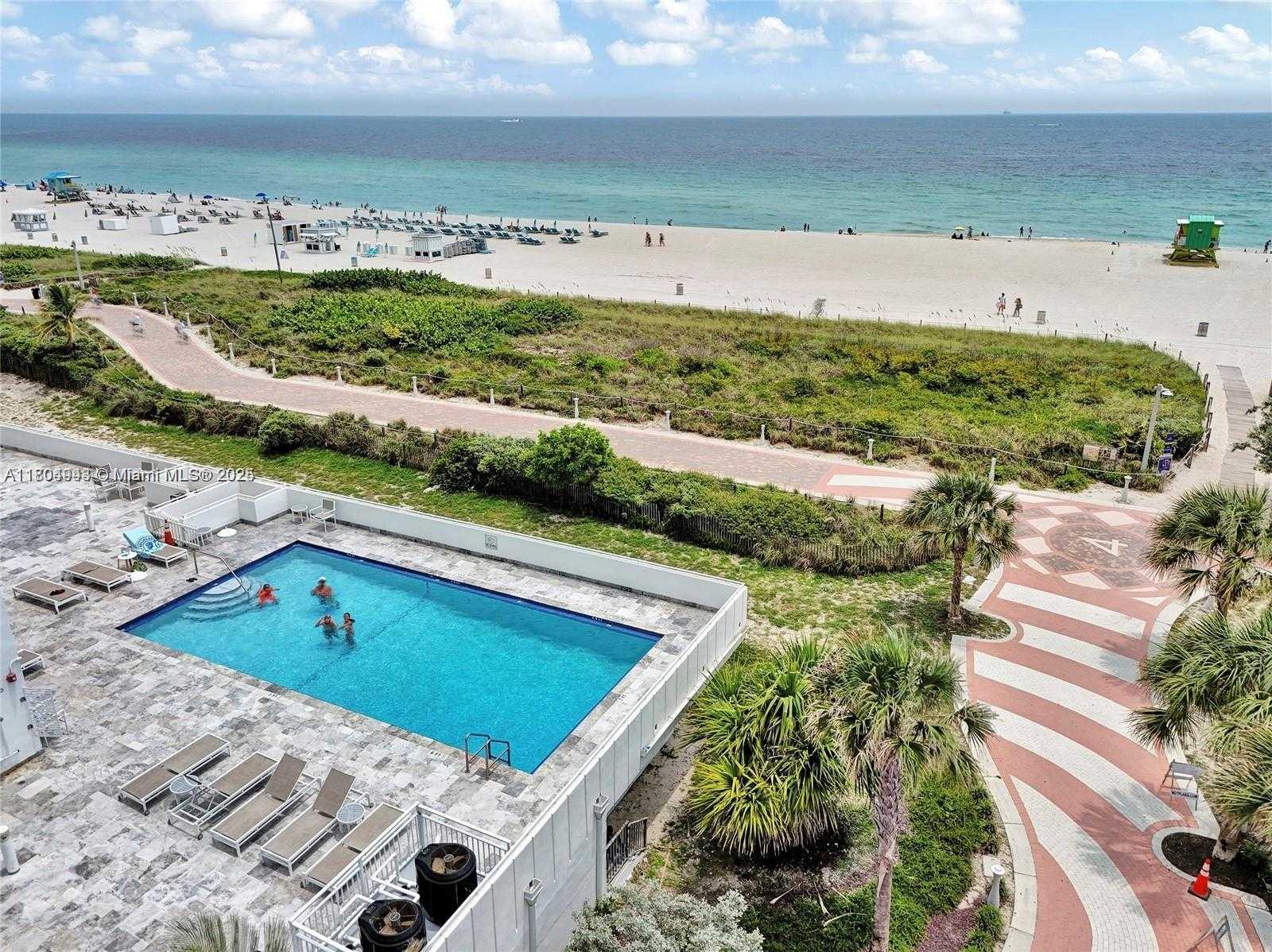 Small Image of 401 OCEAN DR #1007, Miami Beach Number 11