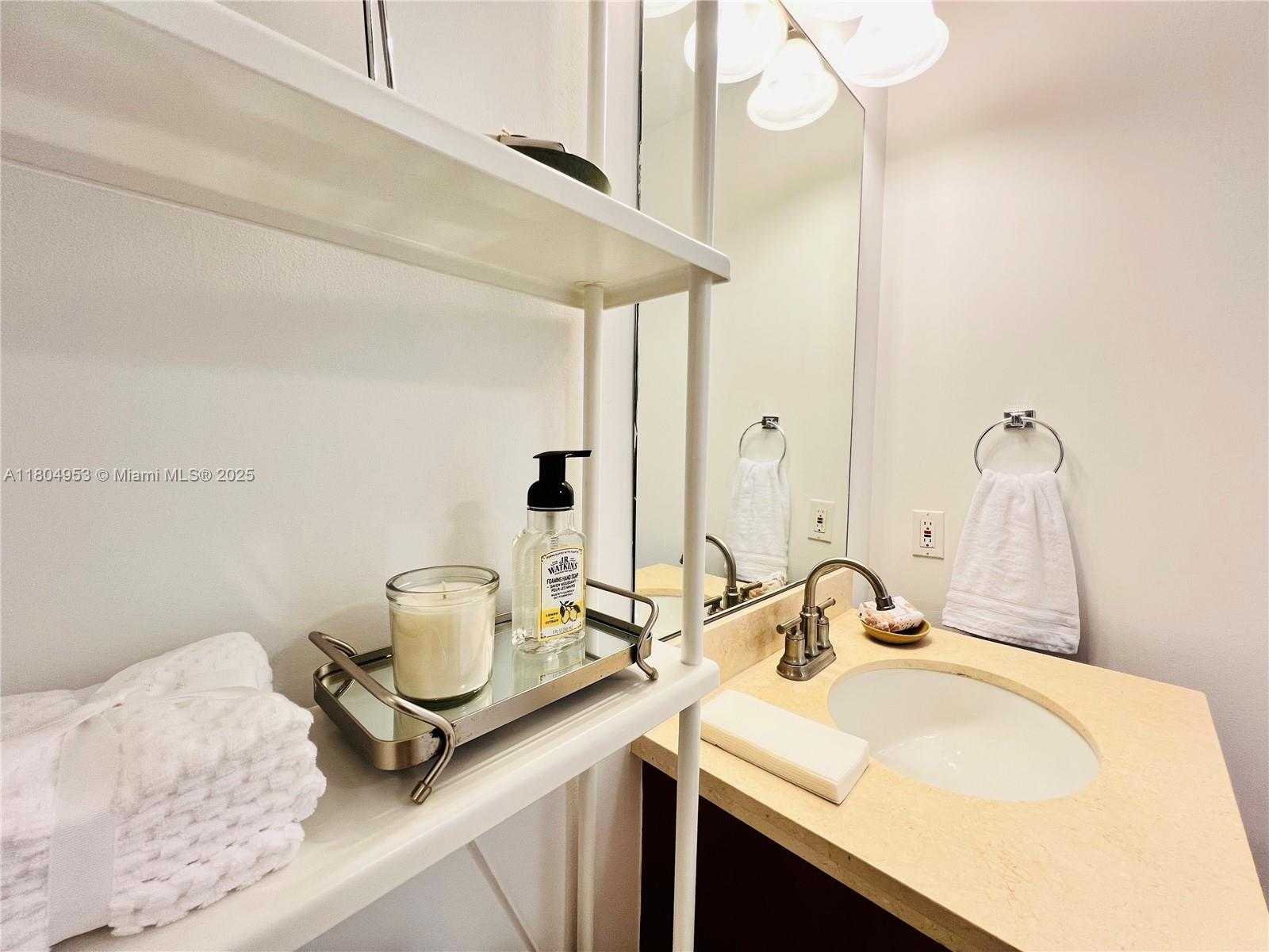 Small Image of 79 SOUTH WEST 12TH ST #1510-S, Miami Number 33