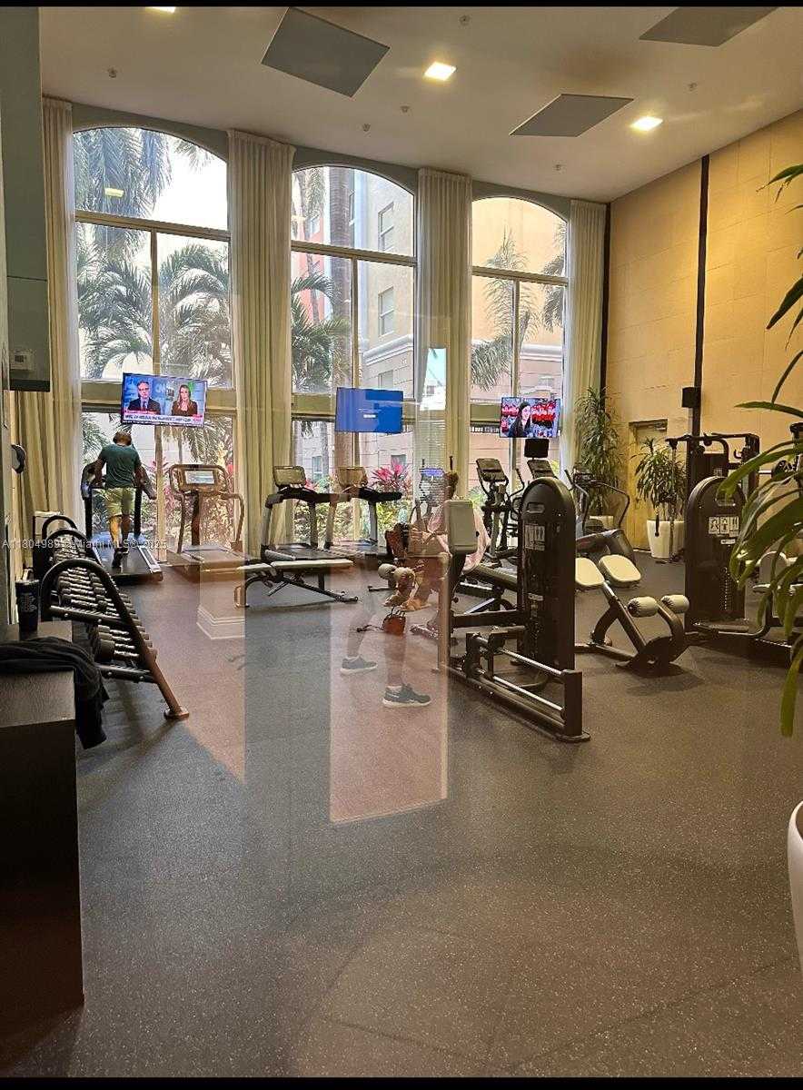 Small Image of 17100 NORTH BAY RD #1404, Sunny Isles Beach Number 18