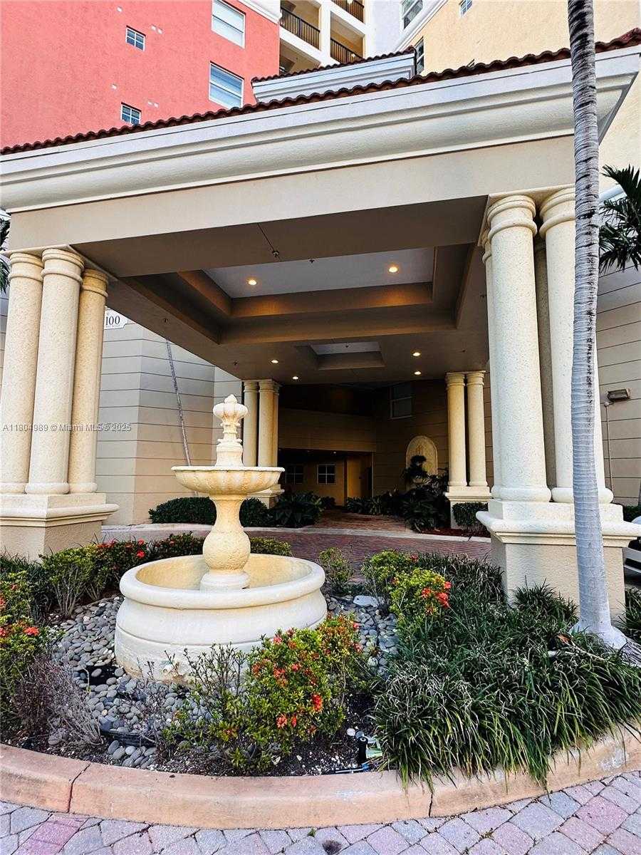 Small Image of 17100 NORTH BAY RD #1404, Sunny Isles Beach Number 20