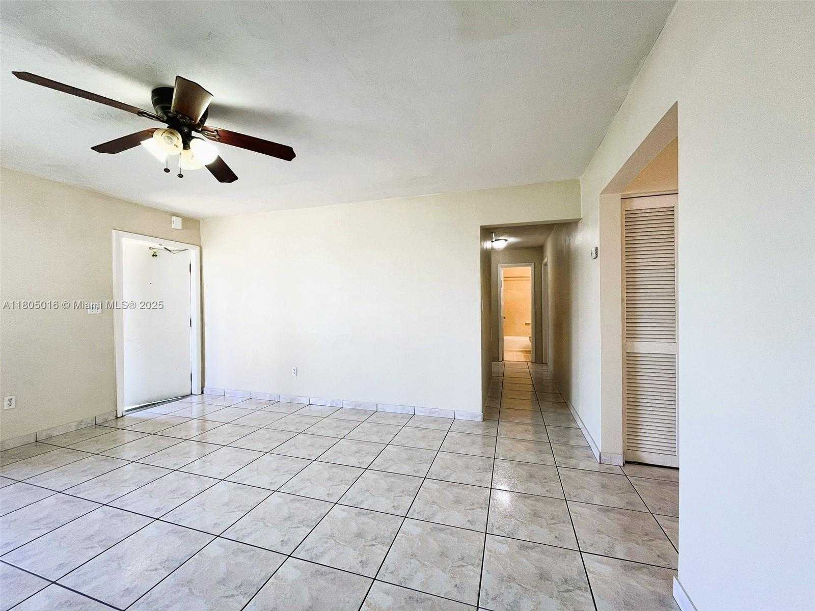 Small Image of 11020 SOUTH WEST 124TH CT, Miami Number 6