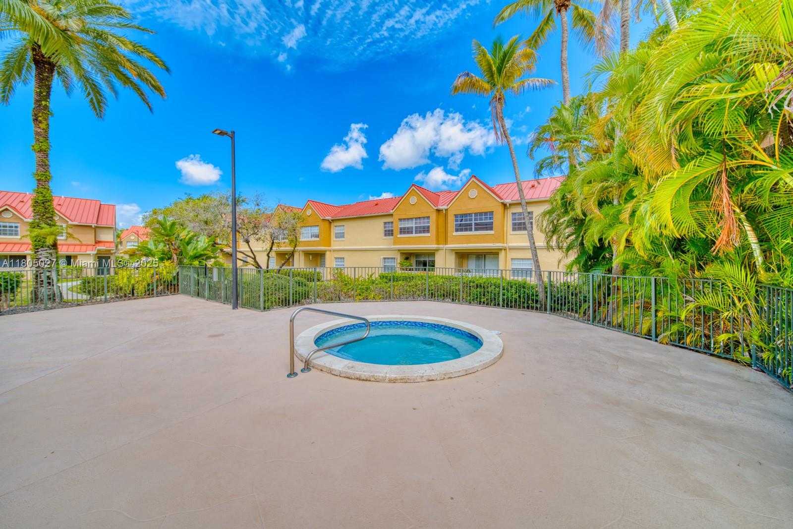 Small Image of 18326 NORTH WEST 68TH AVE #H, Hialeah Number 32