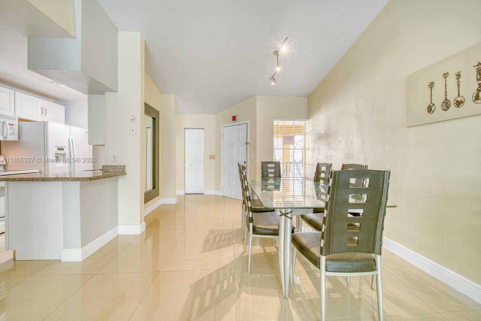 Small Image of 18326 NORTH WEST 68TH AVE #H, Hialeah Number 9