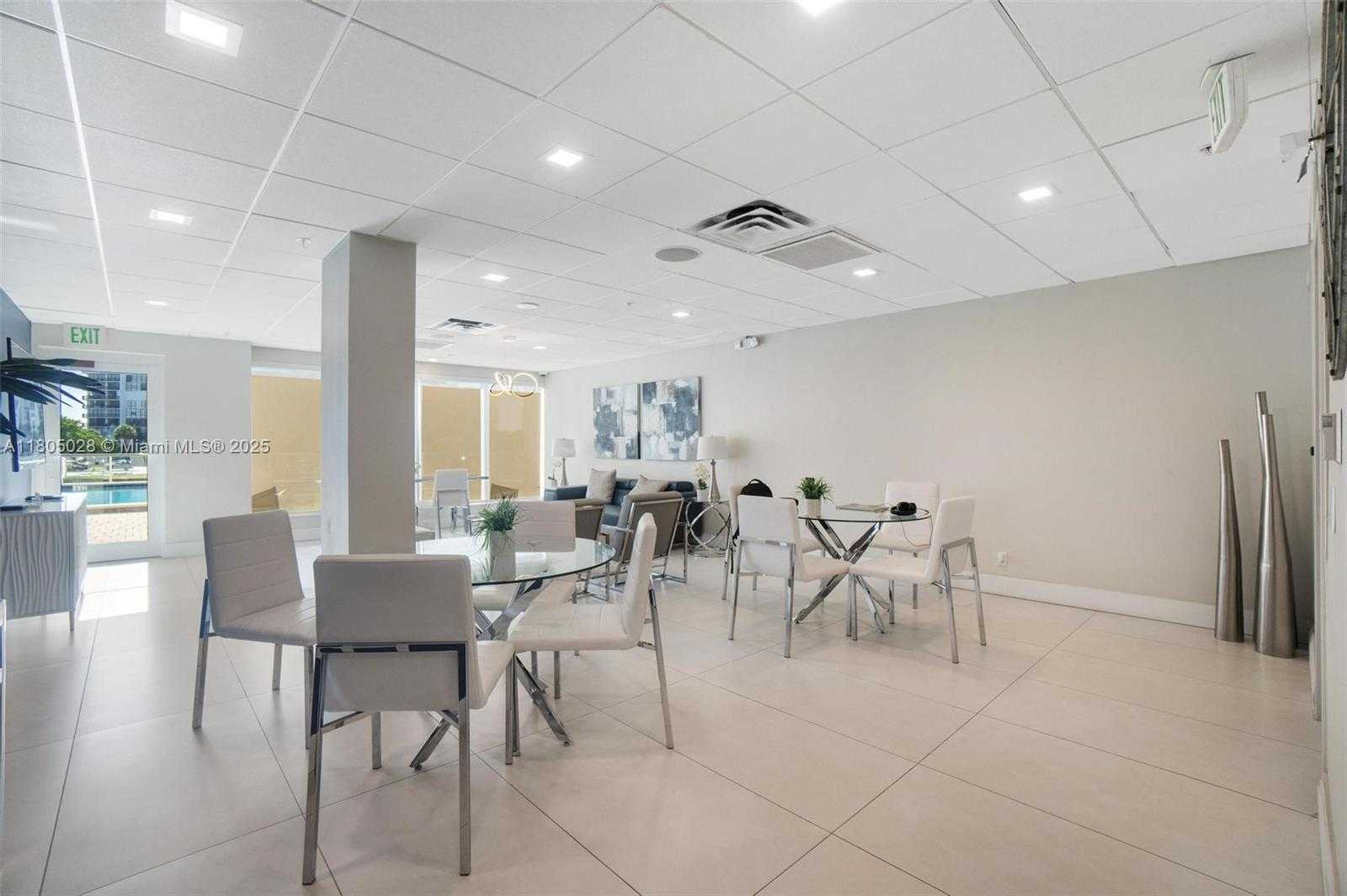 Small Image of 3000 SOUTH OCEAN DR #1112, Hollywood Number 18