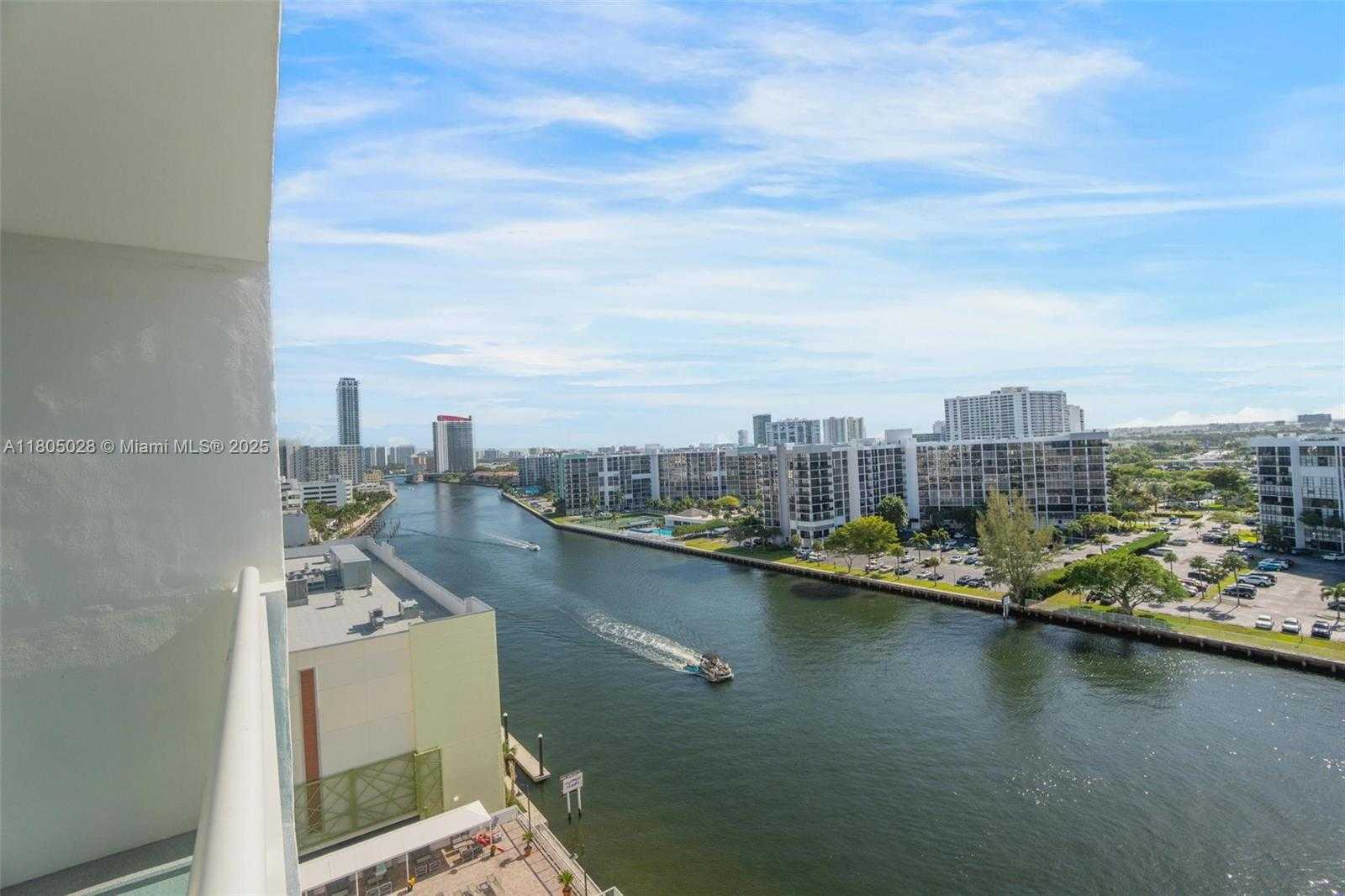 Small Image of 3000 SOUTH OCEAN DR #1112, Hollywood Number 2