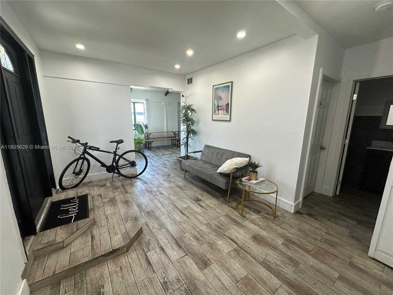 Small Image of 2275 NORTH WEST 30TH ST #3, Miami Number 2