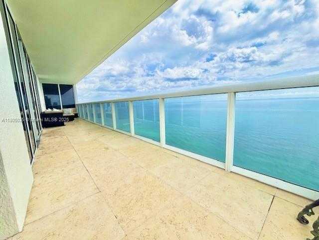 Small Image of 1830 SOUTH OCEAN DR #3702, Hallandale Beach Number 3