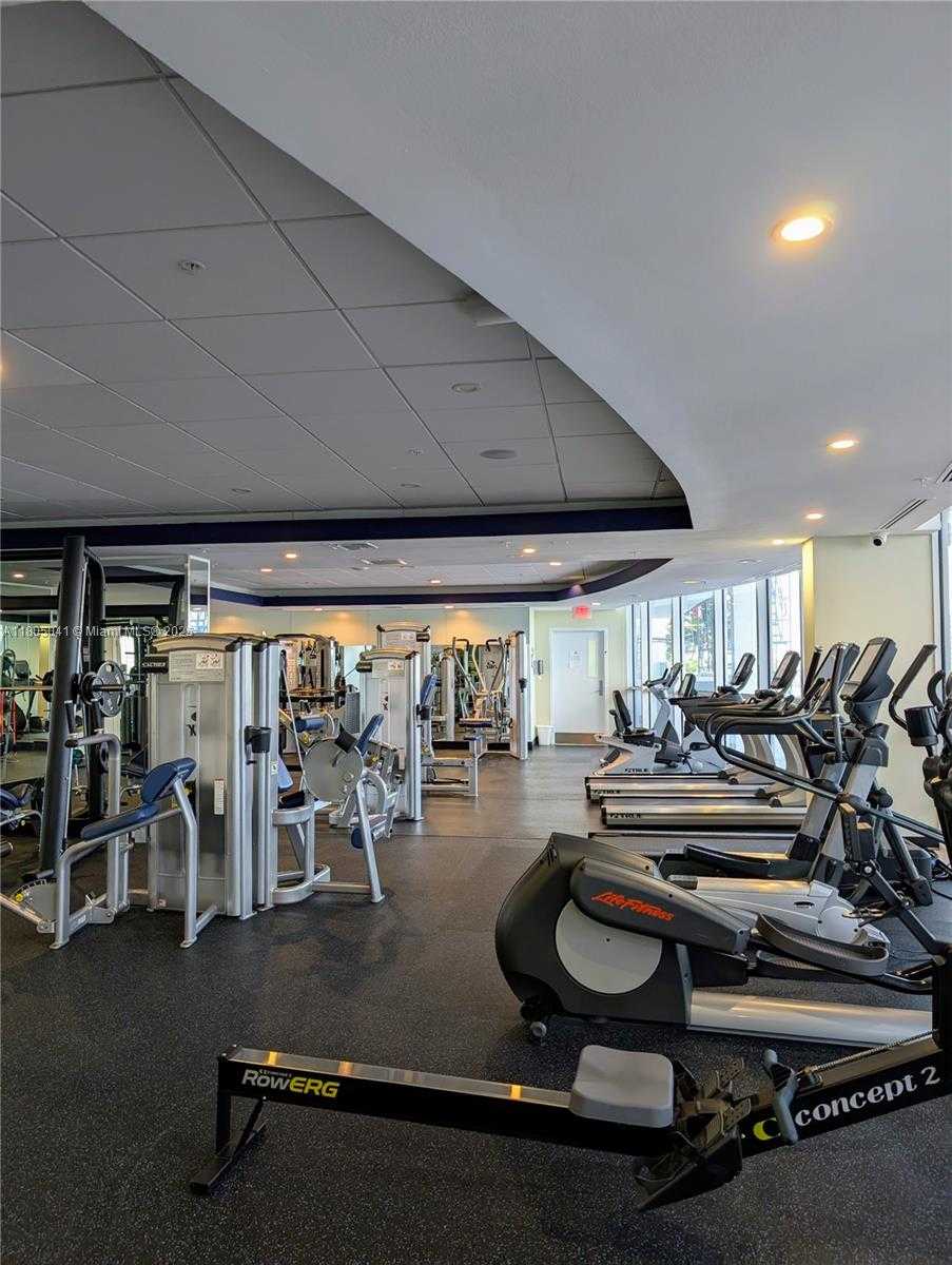 Small Image of 1900 SUNSET HARBOUR DR #2306, Miami Beach Number 13