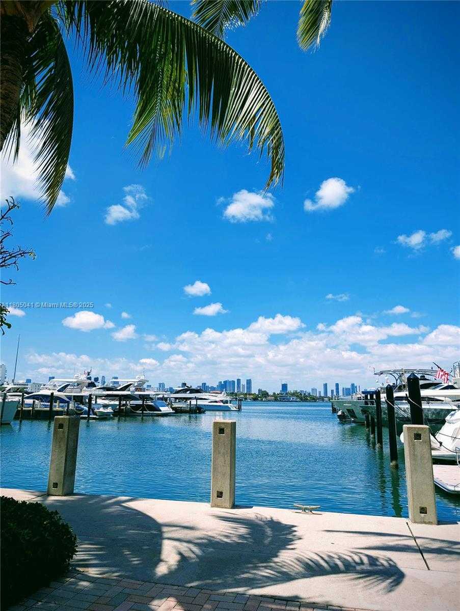 Small Image of 1900 SUNSET HARBOUR DR #2306, Miami Beach Number 16