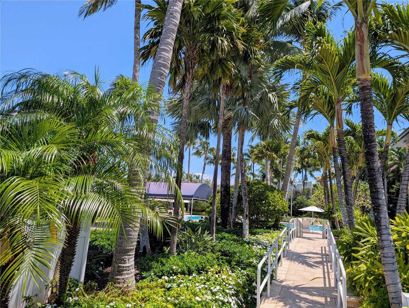 Small Image of 1900 SUNSET HARBOUR DR #2306, Miami Beach Number 17