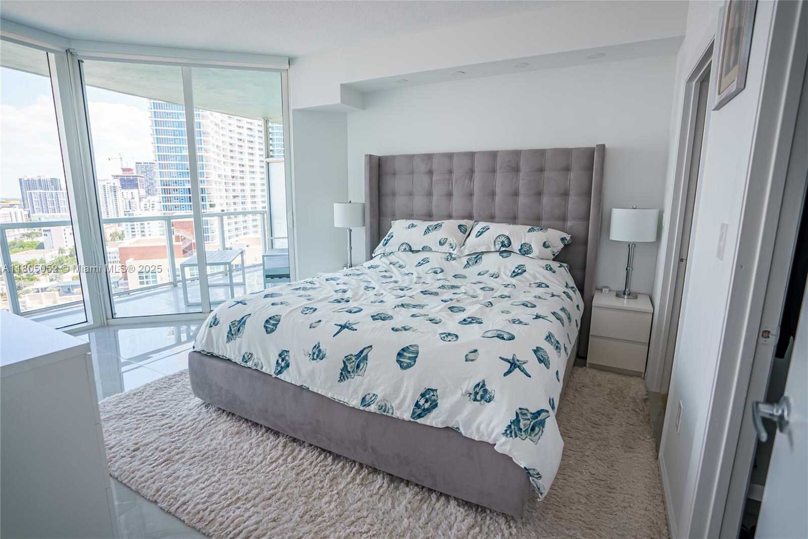Small Image of 1900 NORTH BAYSHORE DR #1918, Miami Number 10
