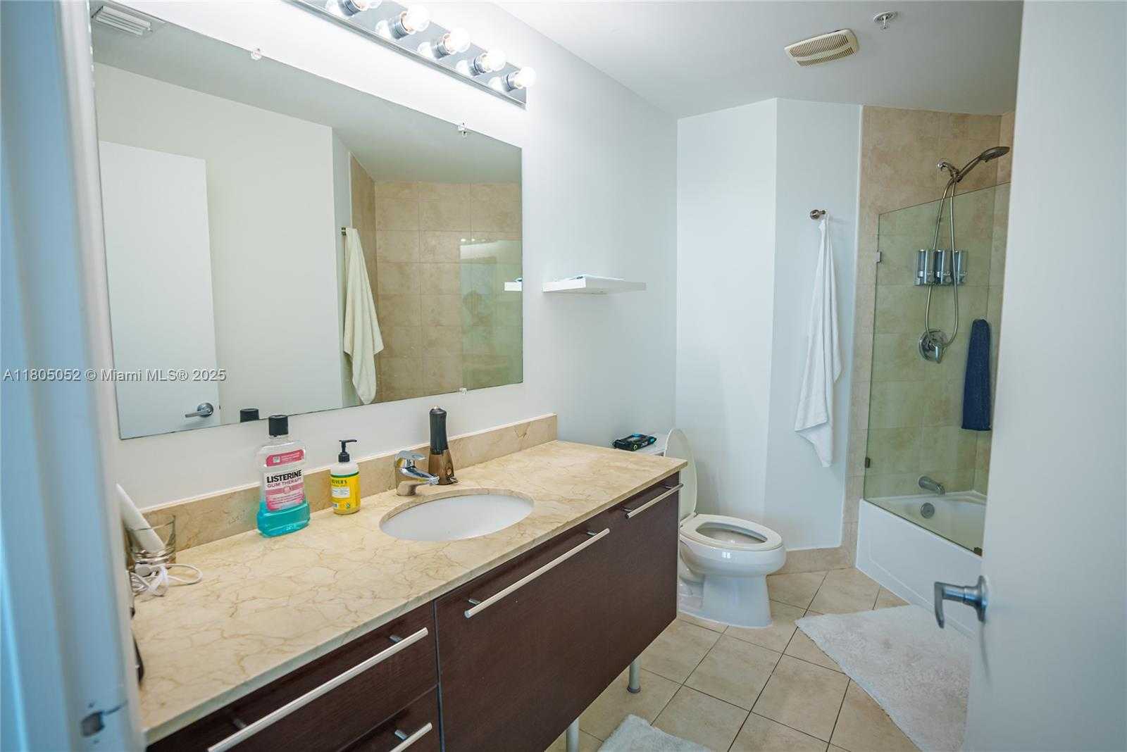 Small Image of 1900 NORTH BAYSHORE DR #1918, Miami Number 12