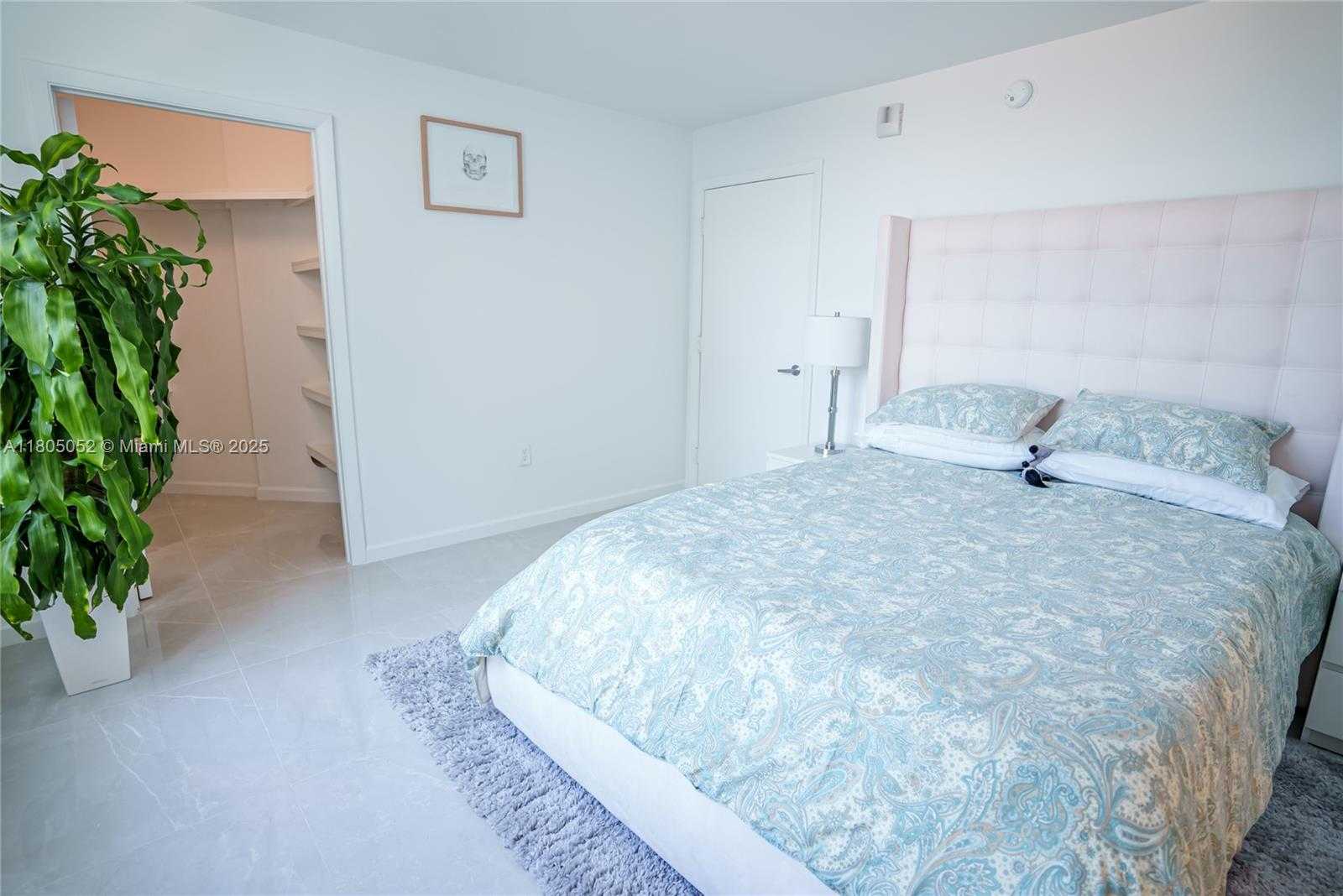 Small Image of 1900 NORTH BAYSHORE DR #1918, Miami Number 18