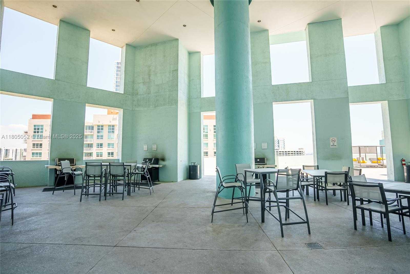 Small Image of 1900 NORTH BAYSHORE DR #1918, Miami Number 28